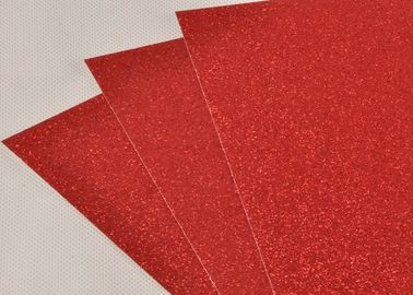 Cina Dekorasi 300gsm Red Glitter Paper 0.5mm Tebal Untuk Undangan Pernikahan pemasok